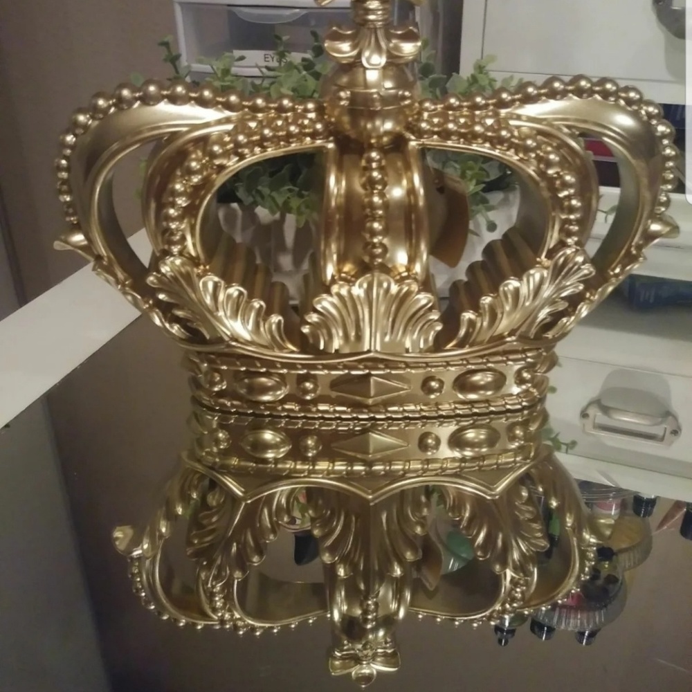Adorable Gold Glam queen princess crown